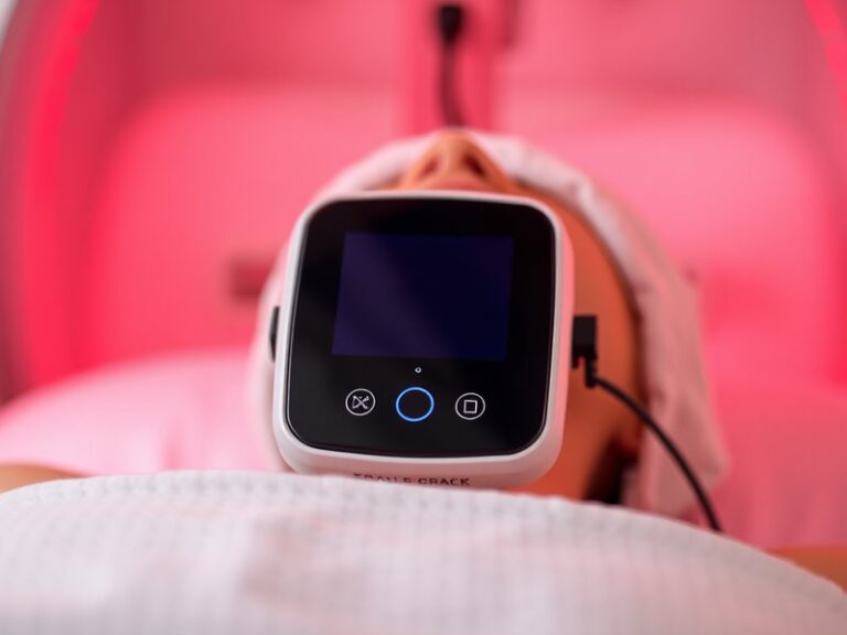 Does Red Light Therapy Break Up Scar Tissue?